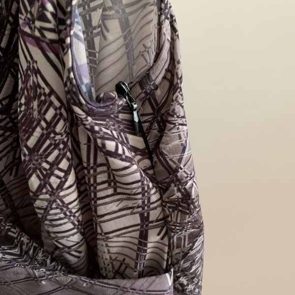 $5 DONATING FRIDAY —-ASOS liquorish romper size small UK 8 grey zip size vneck - Picture 3 of 3